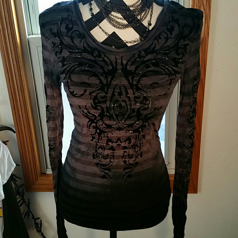 Long sleeve shirt